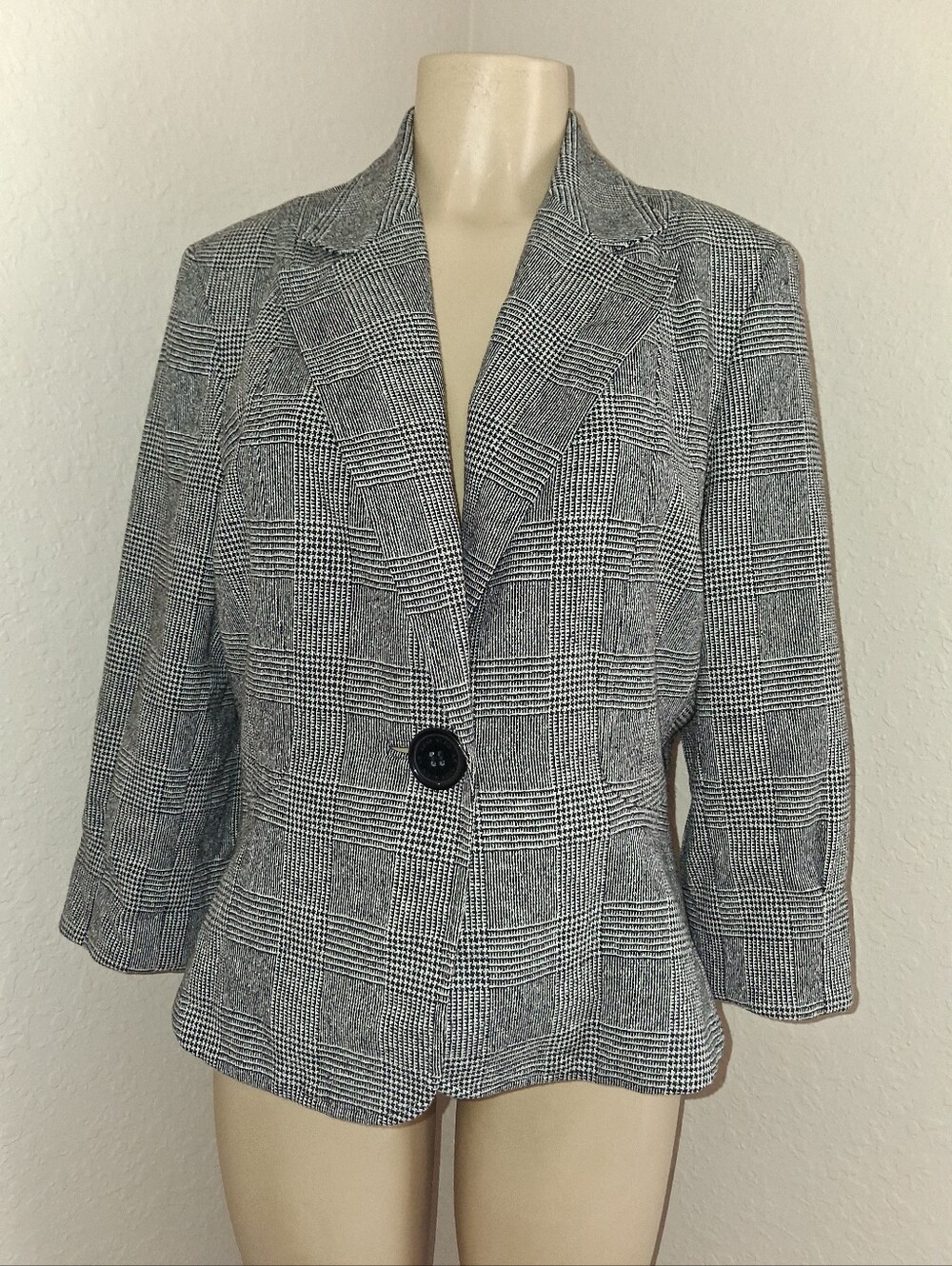 ANNE KLEIN BLACK & WHITE CHECK JACKET SZ 14
